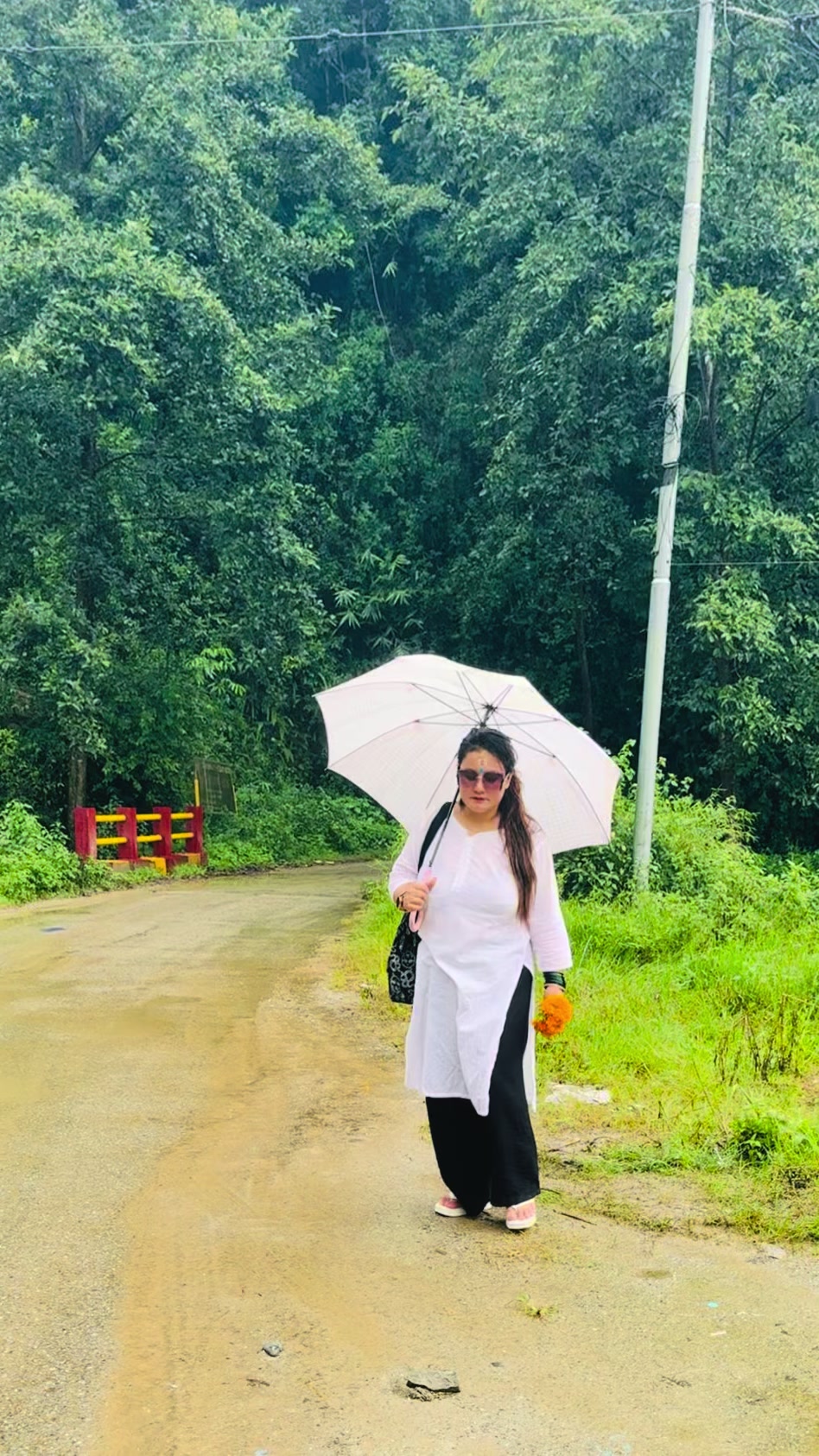 @radhathokra@🥰