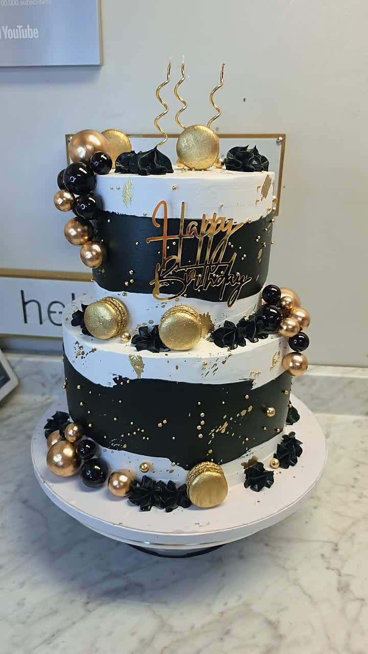 @AmazingCakesByYessy