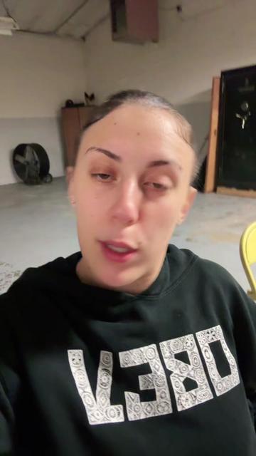 @kyra