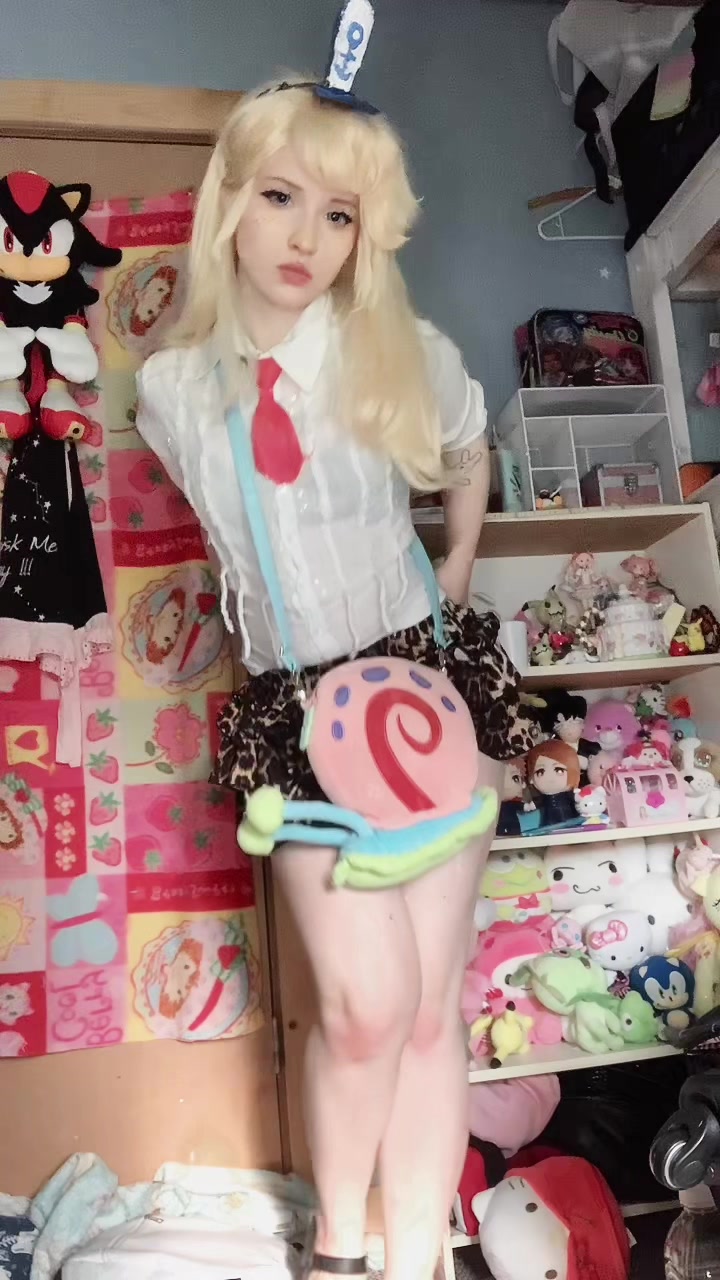 @≽^&bull;⩊&bull;^≼♡