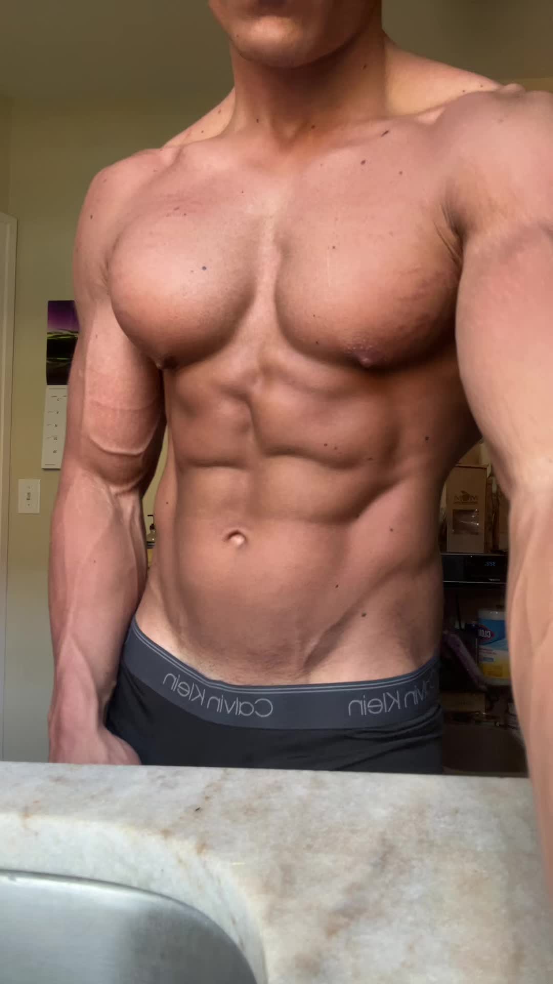 @nikolai
