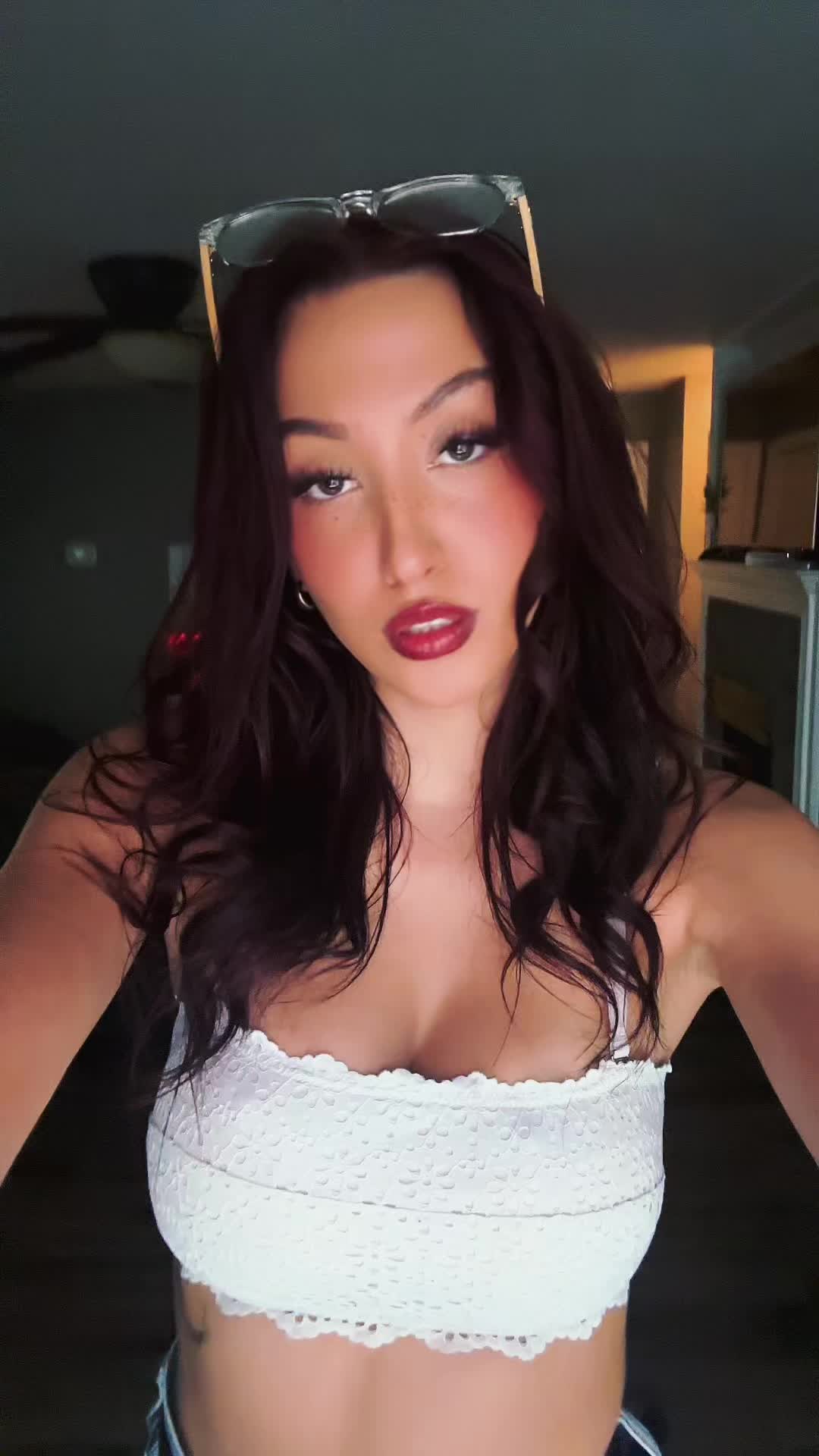 @kyliemoretti