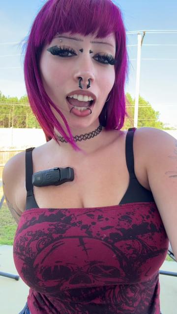 @JaneGothXo