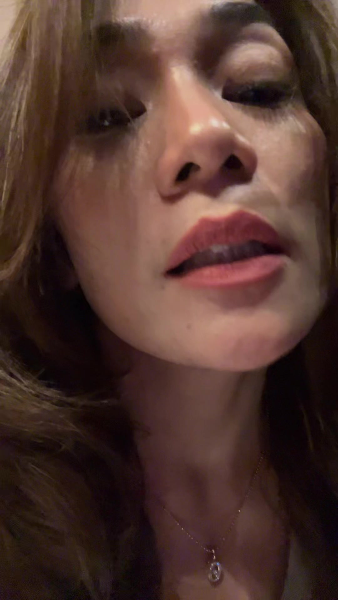 @vonnyfiolan