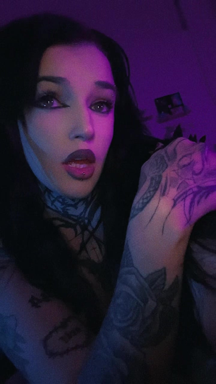 @emo.noodle.x