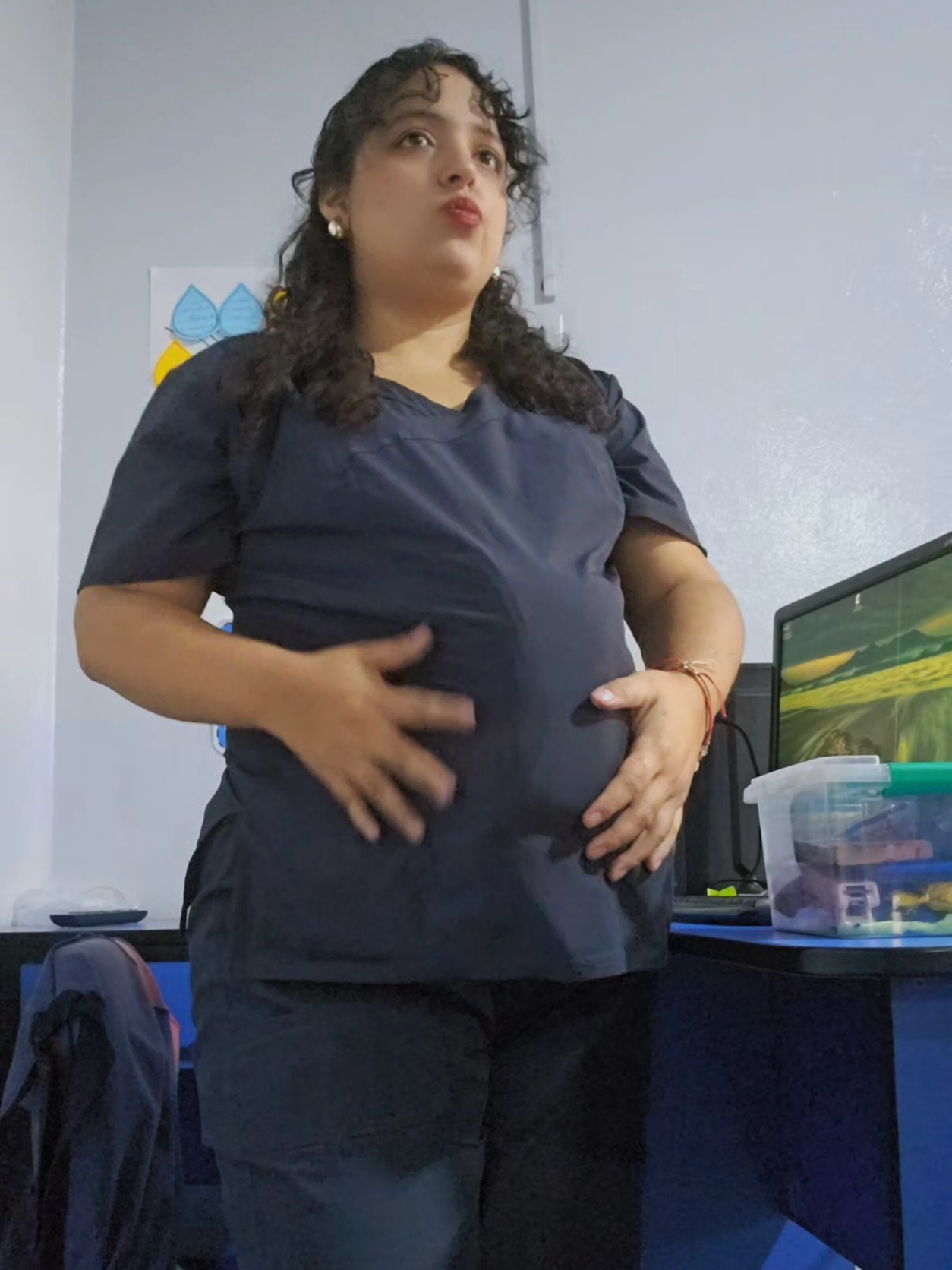 @Miss Brenda | Docente