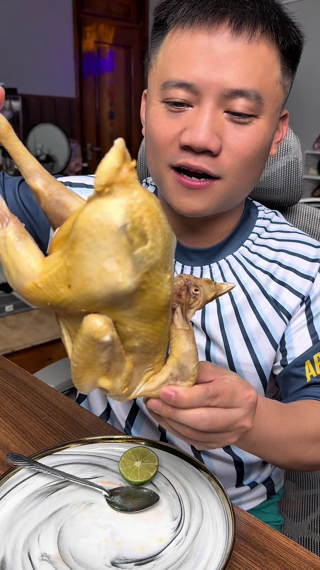 @Nguyễn Văn Hậu (Hậu Troll)