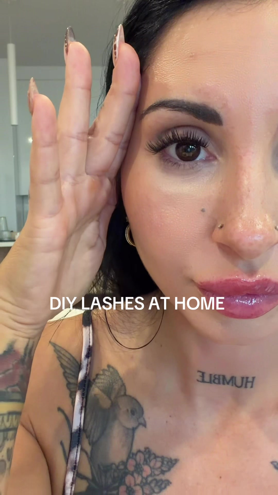 @Vanessa | thelashstylist
