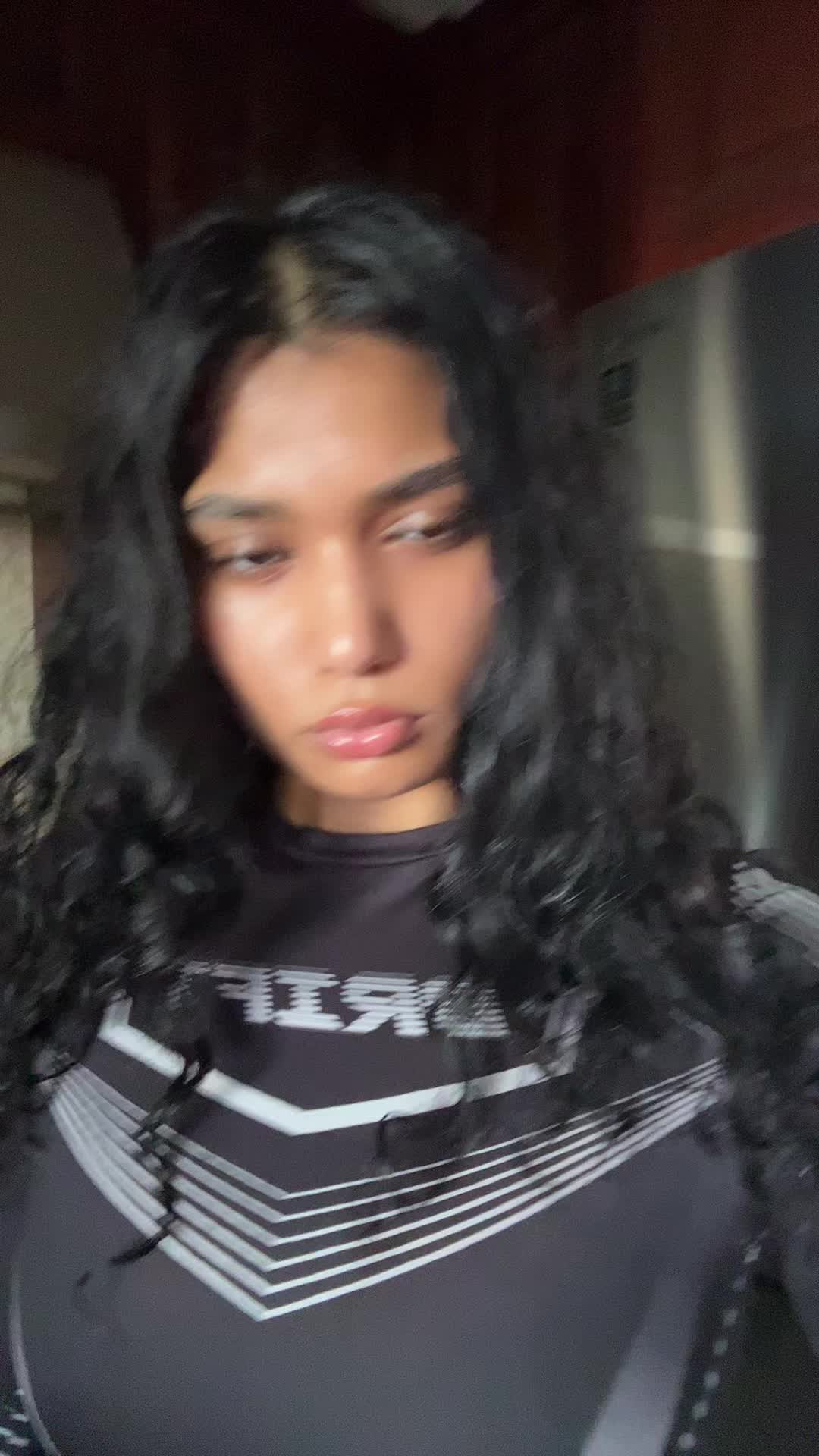 @𝒱𖤓