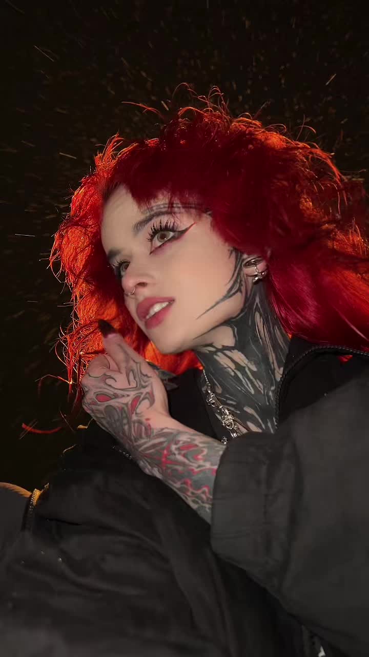 @Tsukini_suka🍅