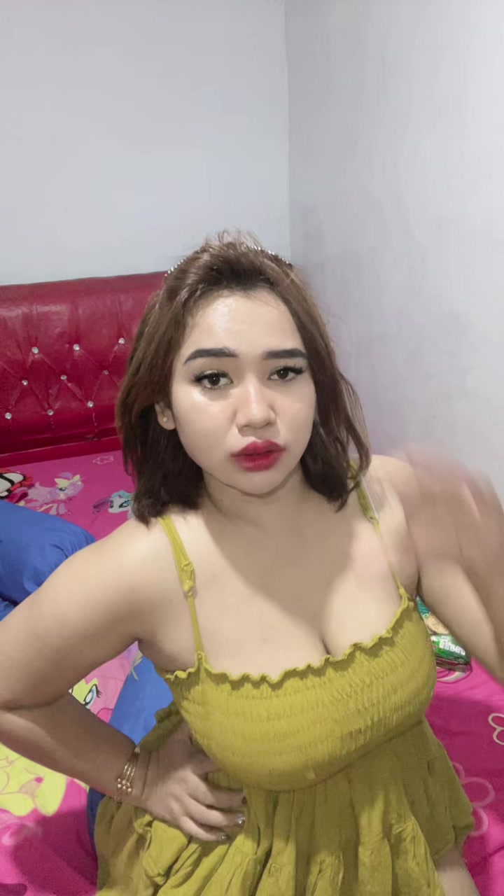 @julia frinella sari