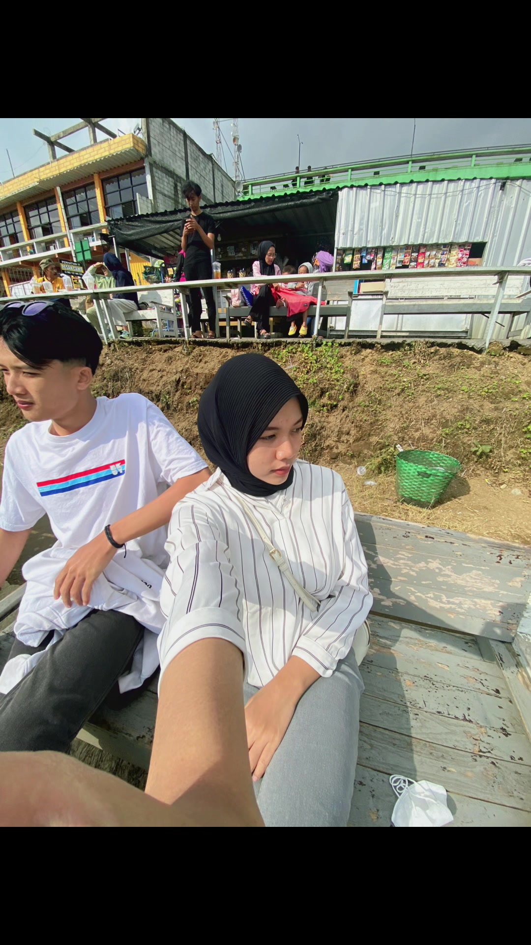 @Mey🌻