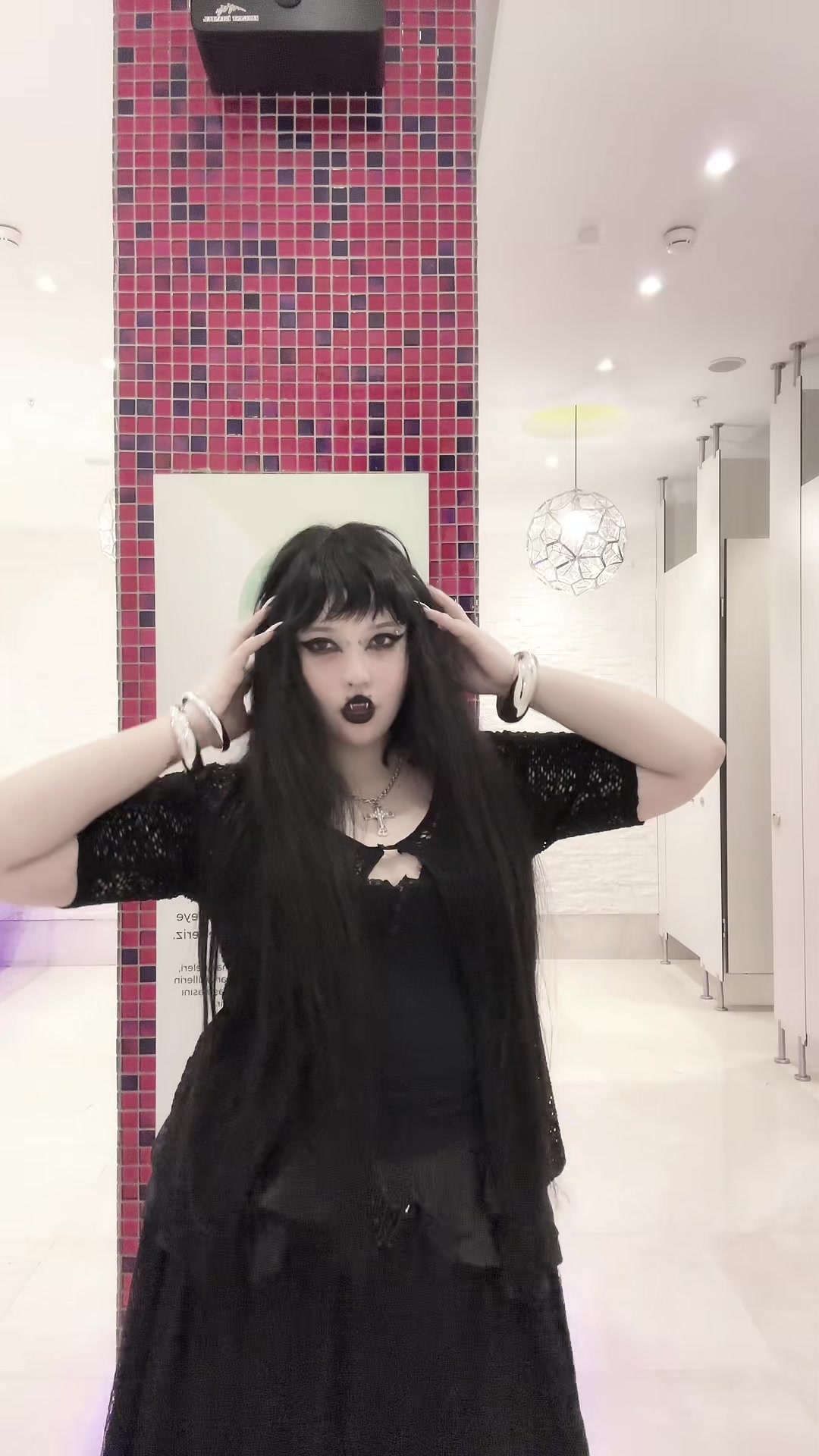 @Белис🧟&zwj;♀️