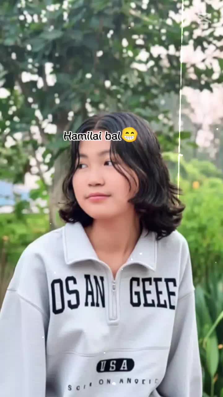 @Loyel...💗... girls..🤩..