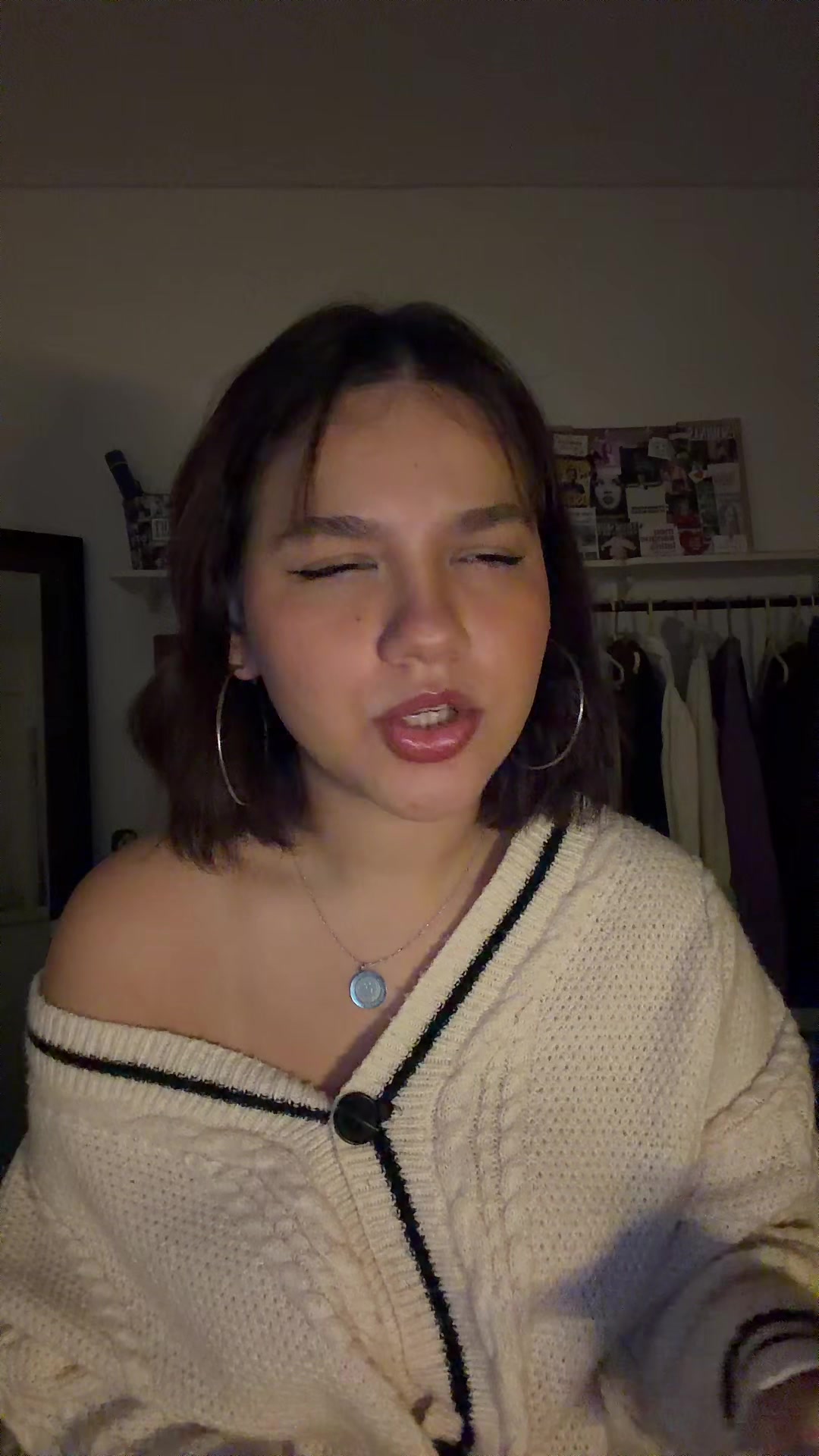 @ana. ★