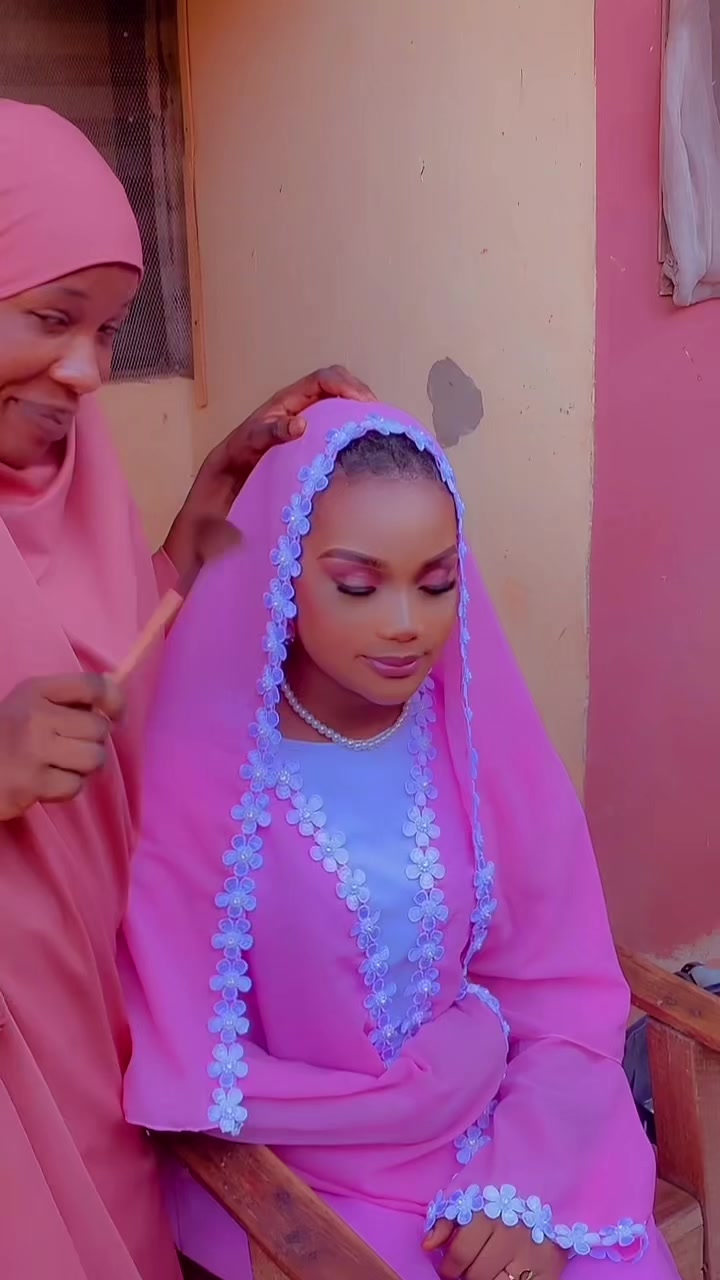 @🌺💞🥀ZAINAB OYIZA🤍🌸💘