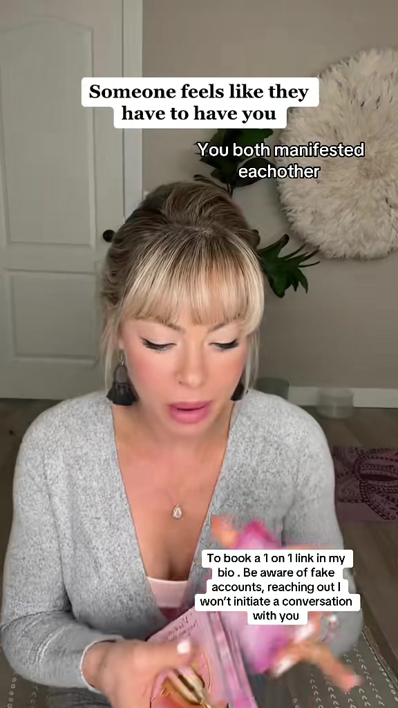 @Divine Tinaya Rae