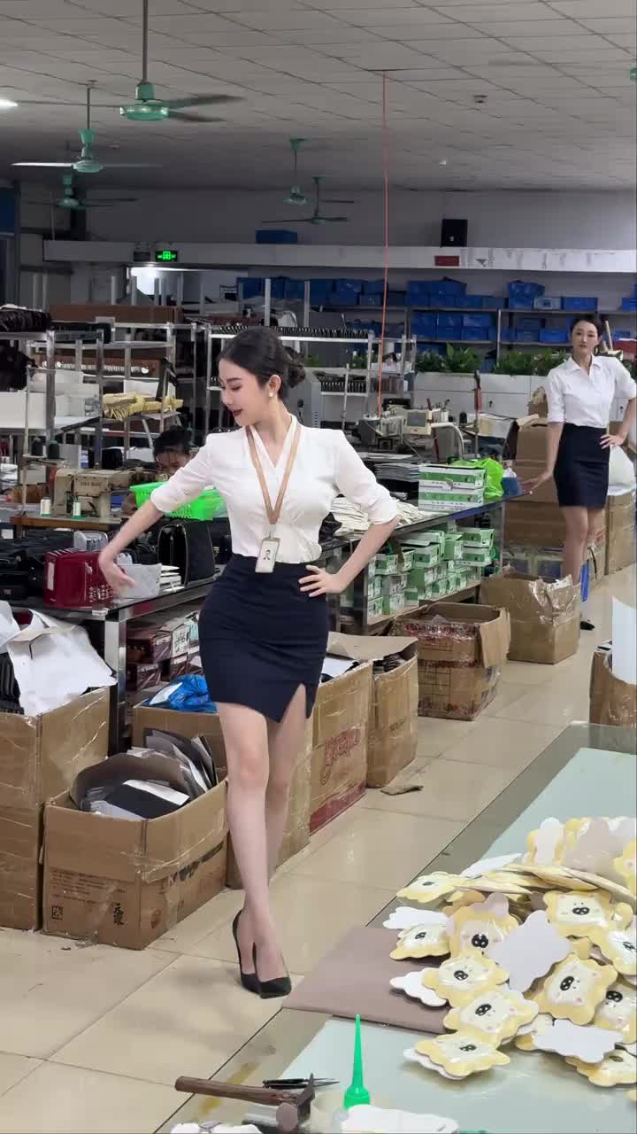 @Sally 雪莉 大笑笑