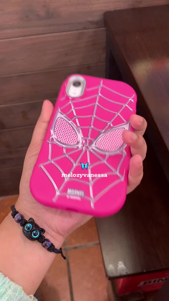 @🦋