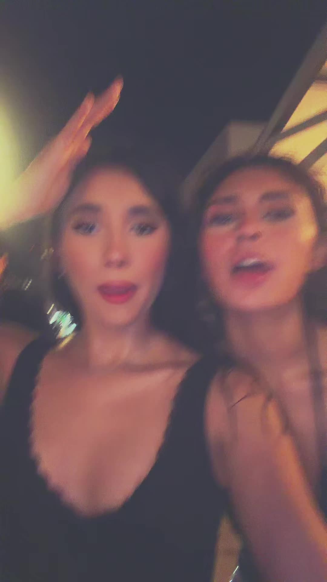 @Cam 🥂