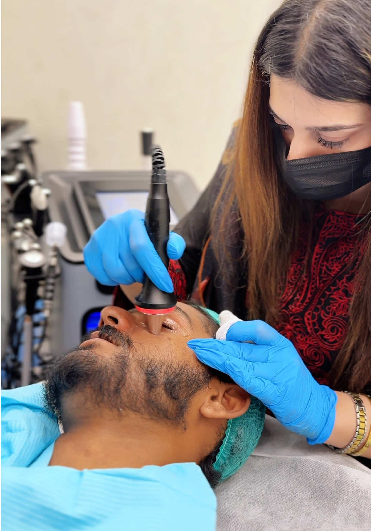 @MR Aesthetics 📞 0325 9611110
