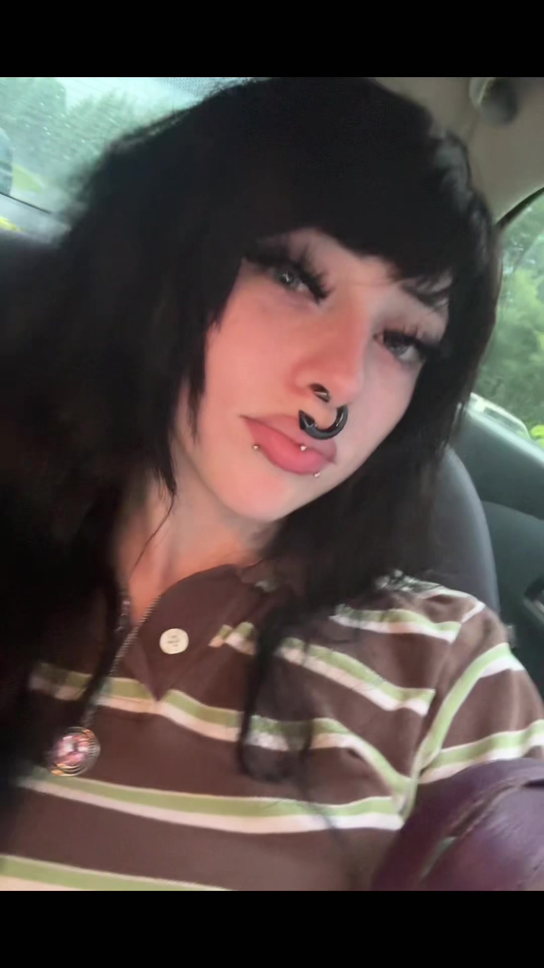 @adelais ྀིྀི