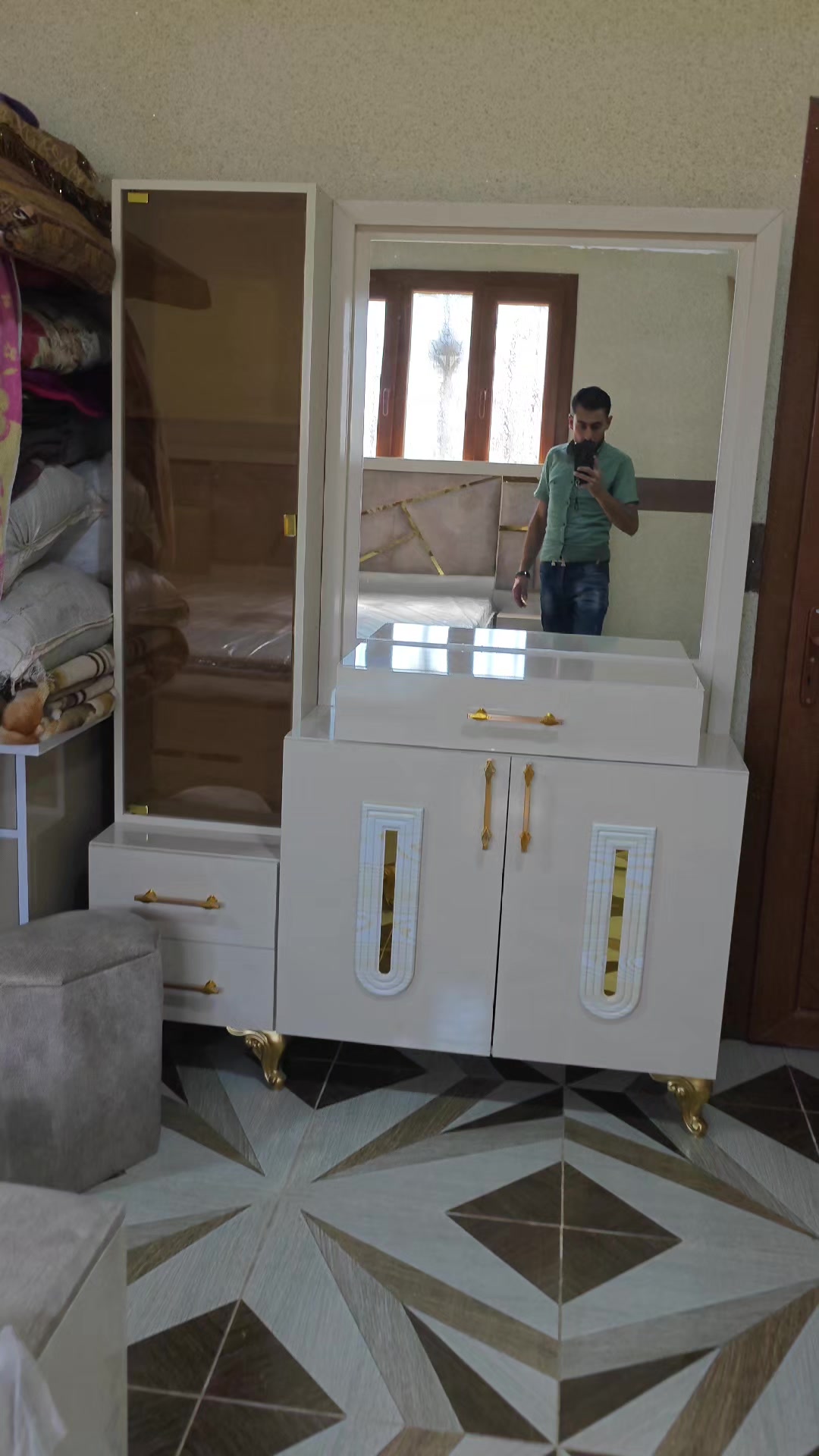 @مفروشات الرائد 🏠