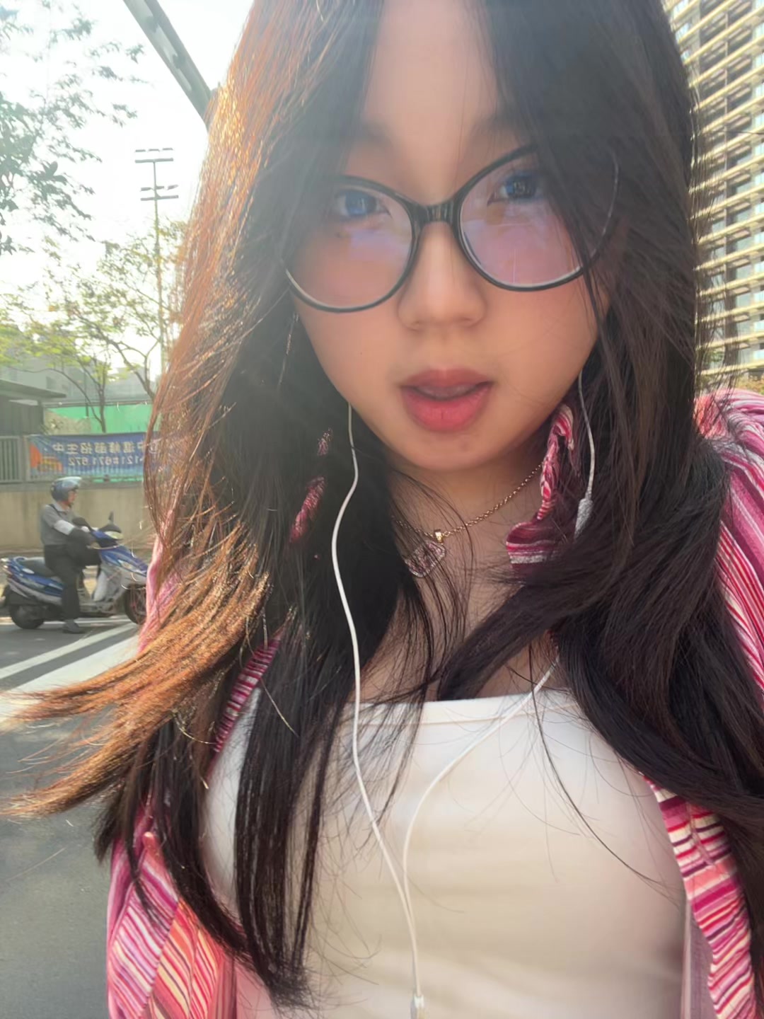 @velvelannn