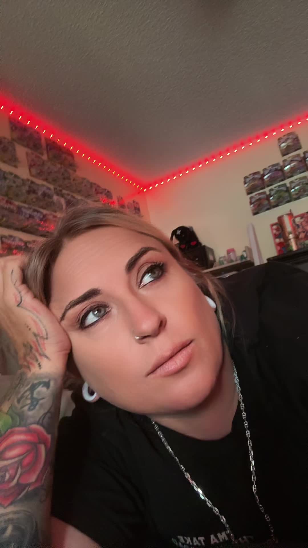 @ThatHotRodBlonde