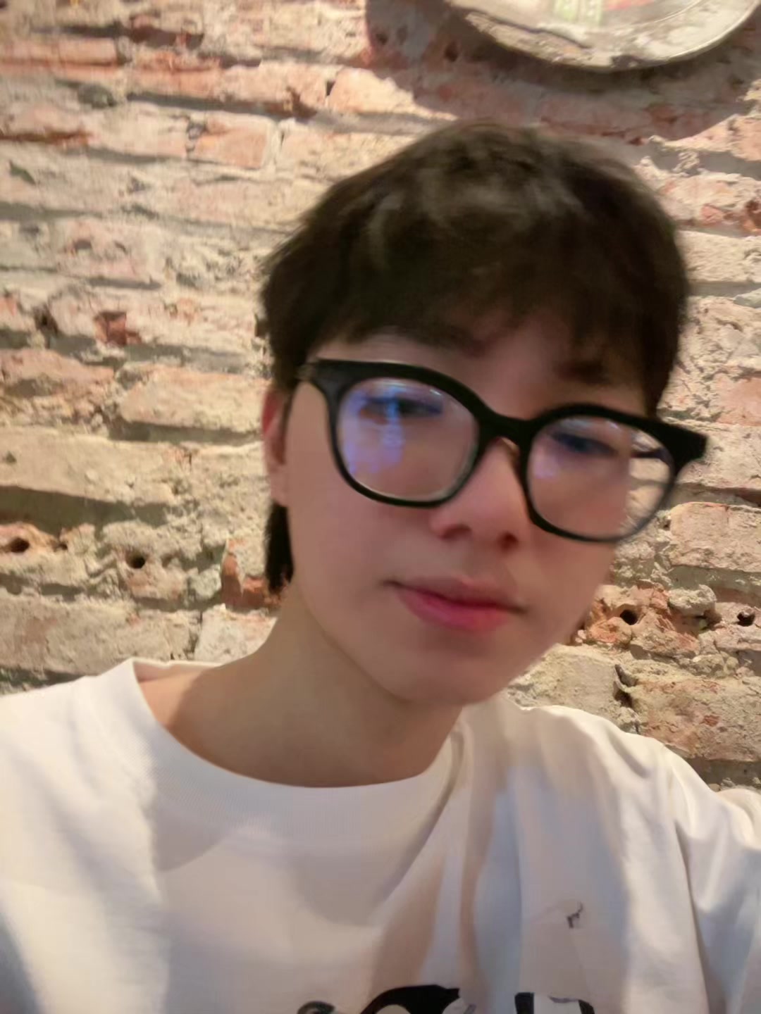 @ho&agrave;ng tử đơn c&ocirc;i