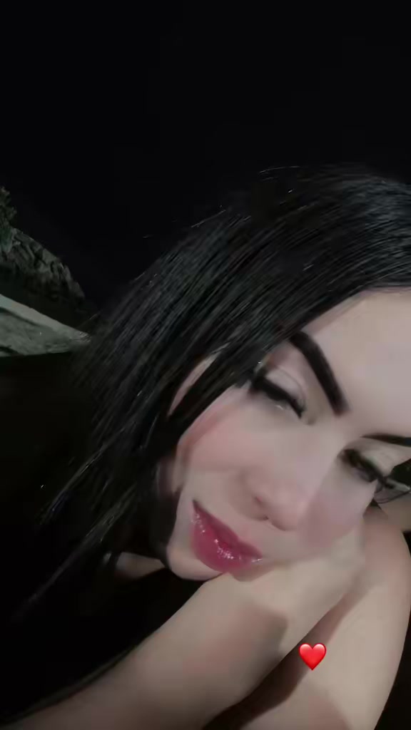@Génesis Zetineb 🫦🫀🌸