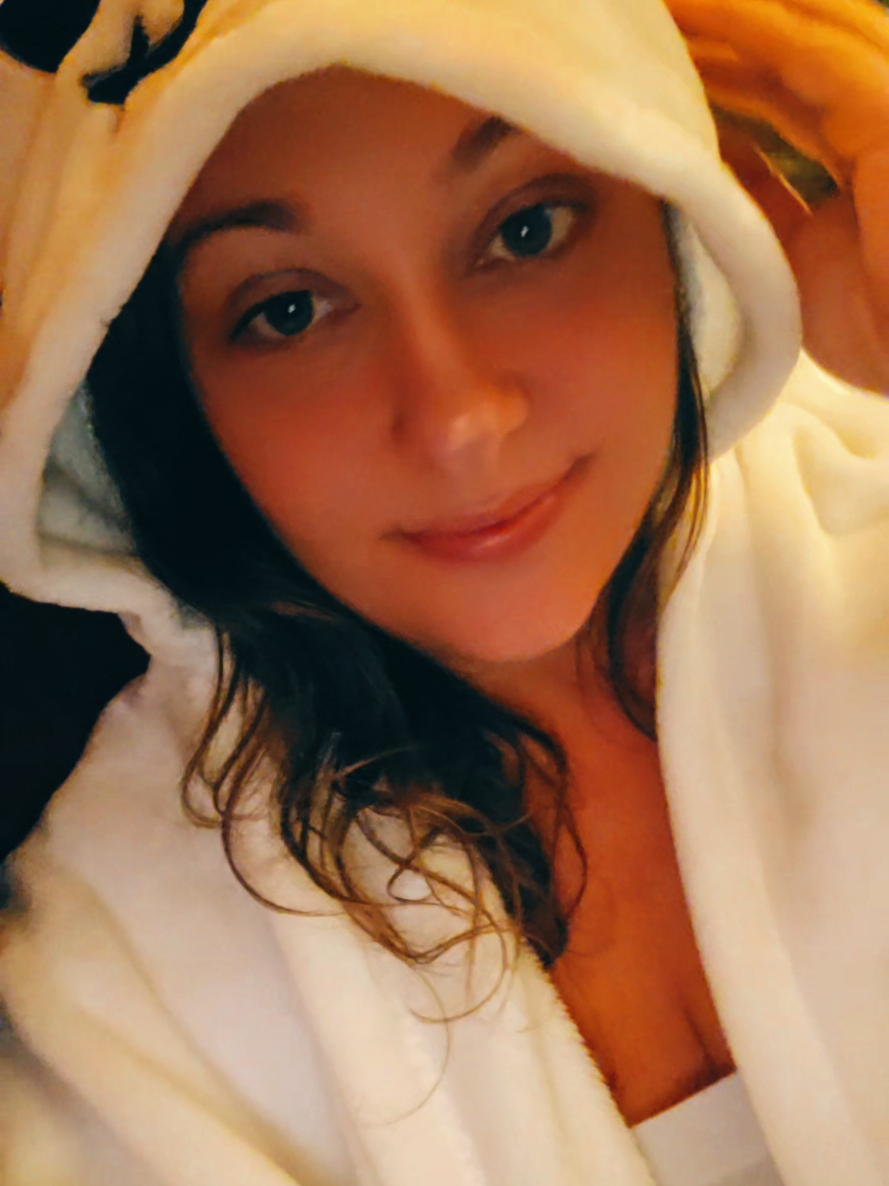 @ScreamQueen24🥀