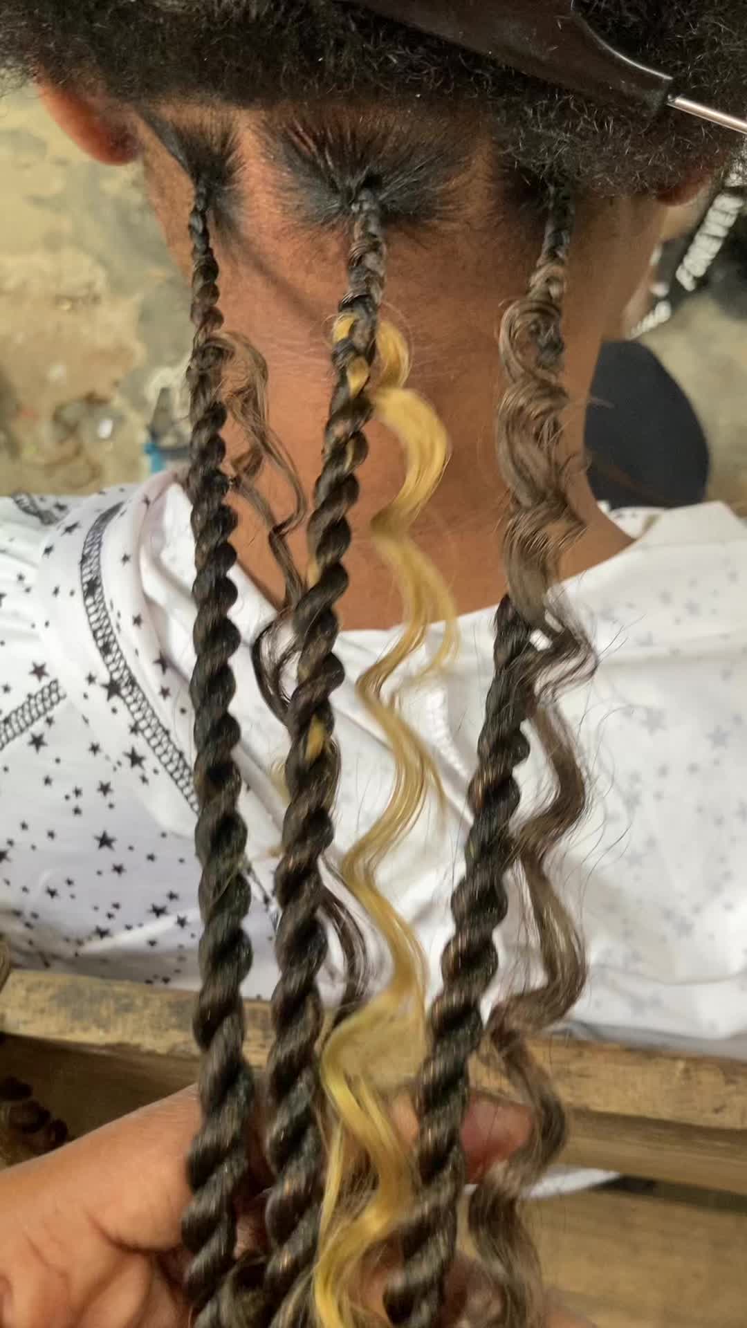 @Lola&rsquo;Tran&ccedil;as🤎