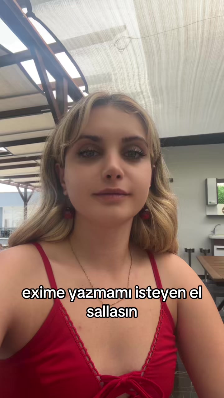 @Zeyyy