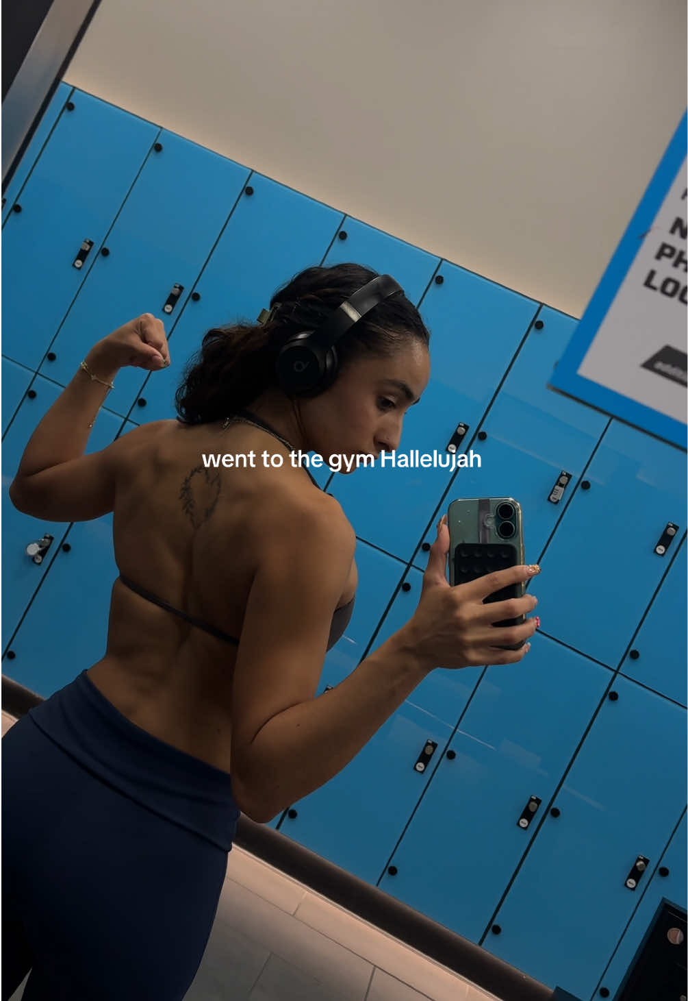 @Lala 🤍