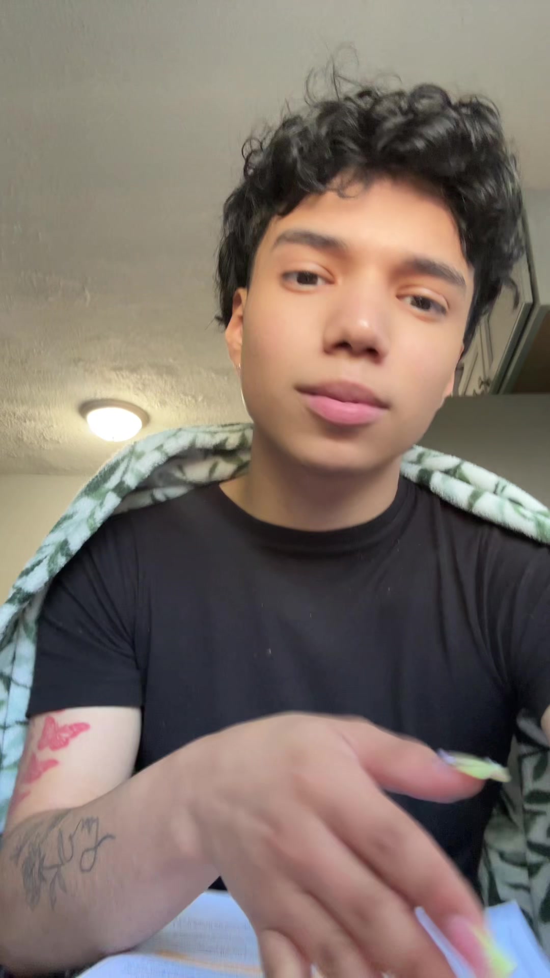 @prettyboyjulian1