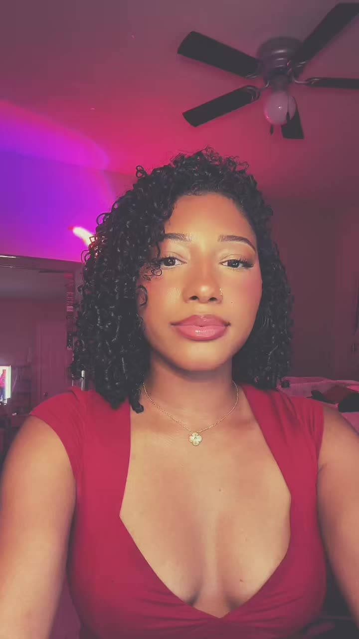 @Jaycee🌺