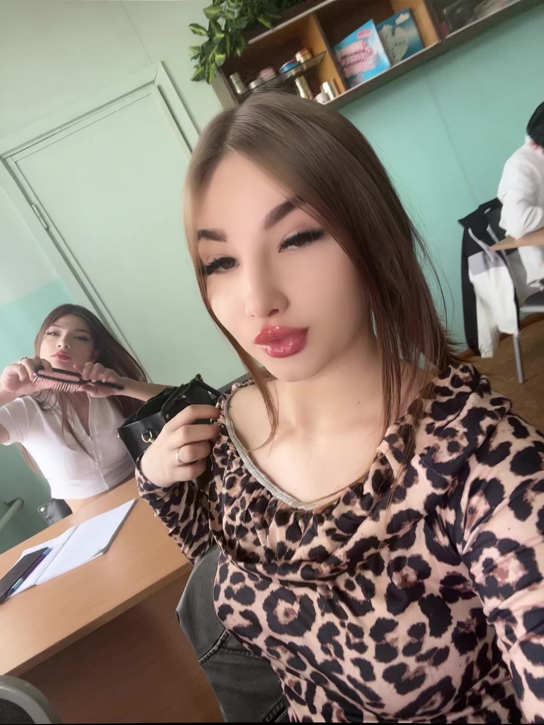 @M.F