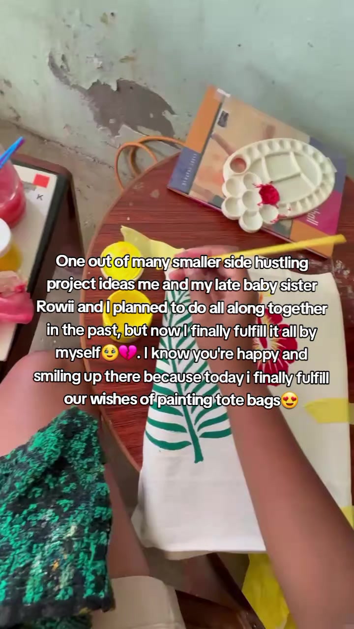 @Naomi🦋