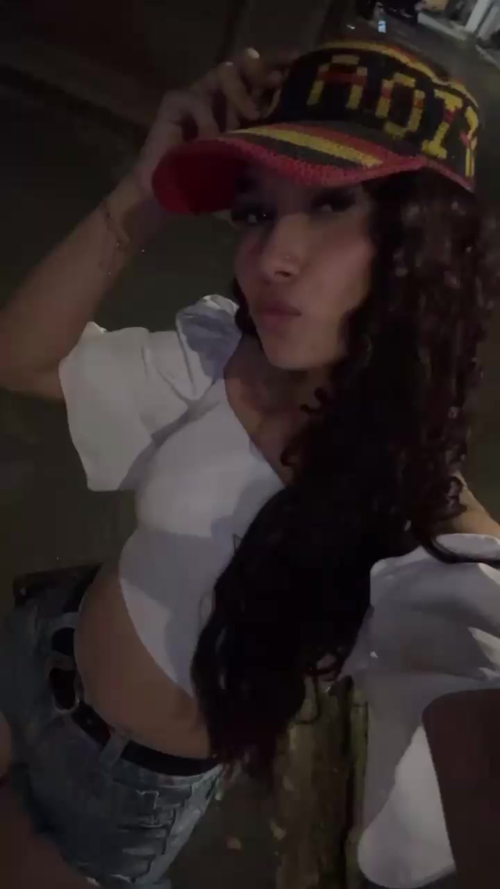 @𝑨𝒃𝒓𝒂𝒗𝒂𝒏𝒆𝒍$🕵🏻&zwj;♀️
