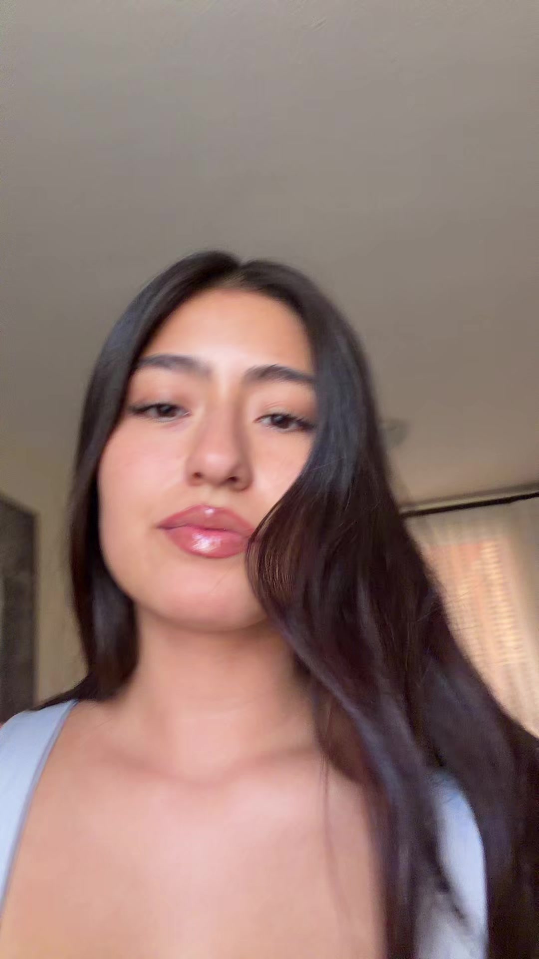 @Isidora