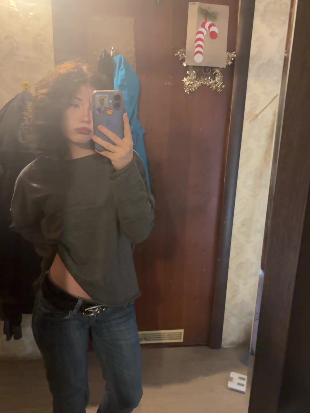 @👅