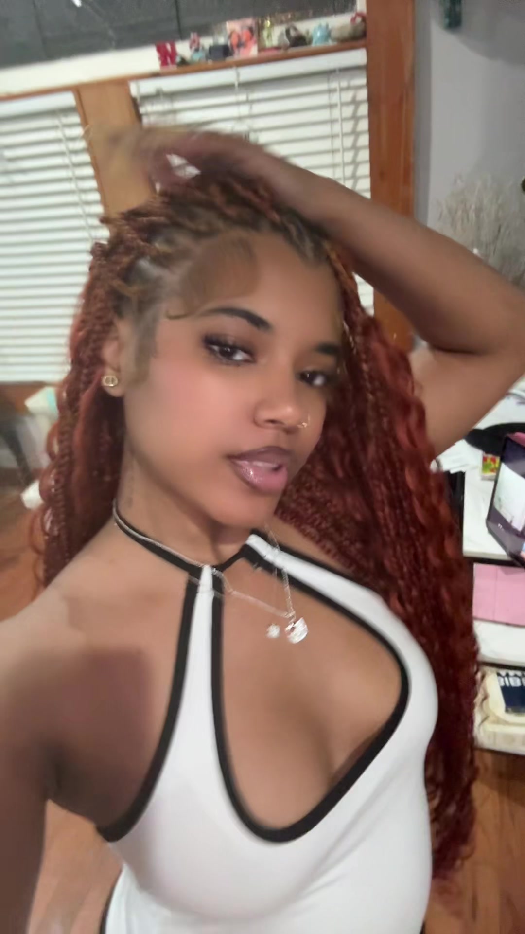 @latinaa<3