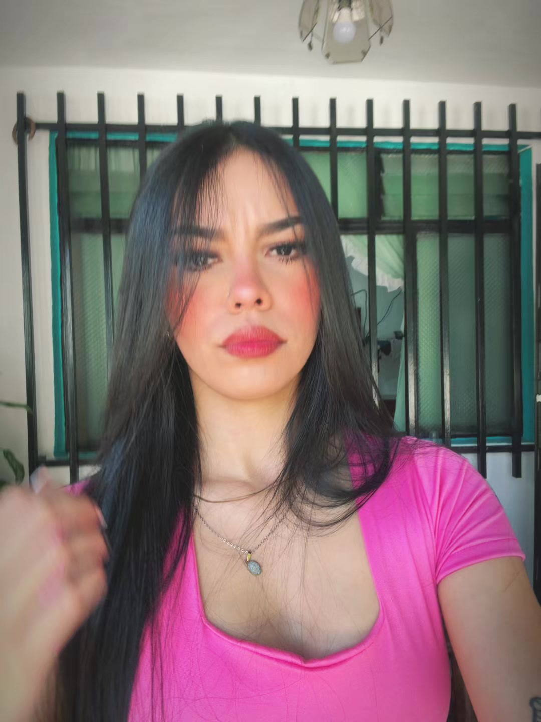 @𝐯𝐚𝐧𝐞