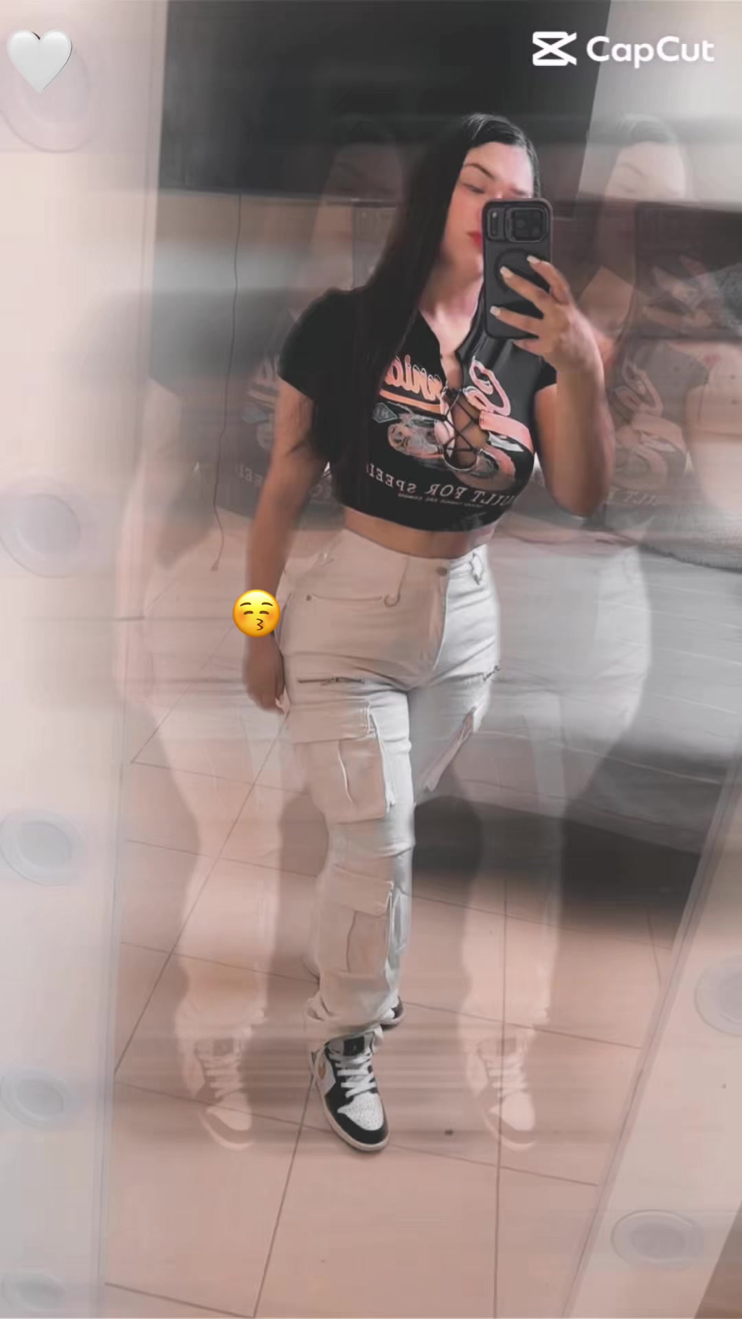 @alissonotarola