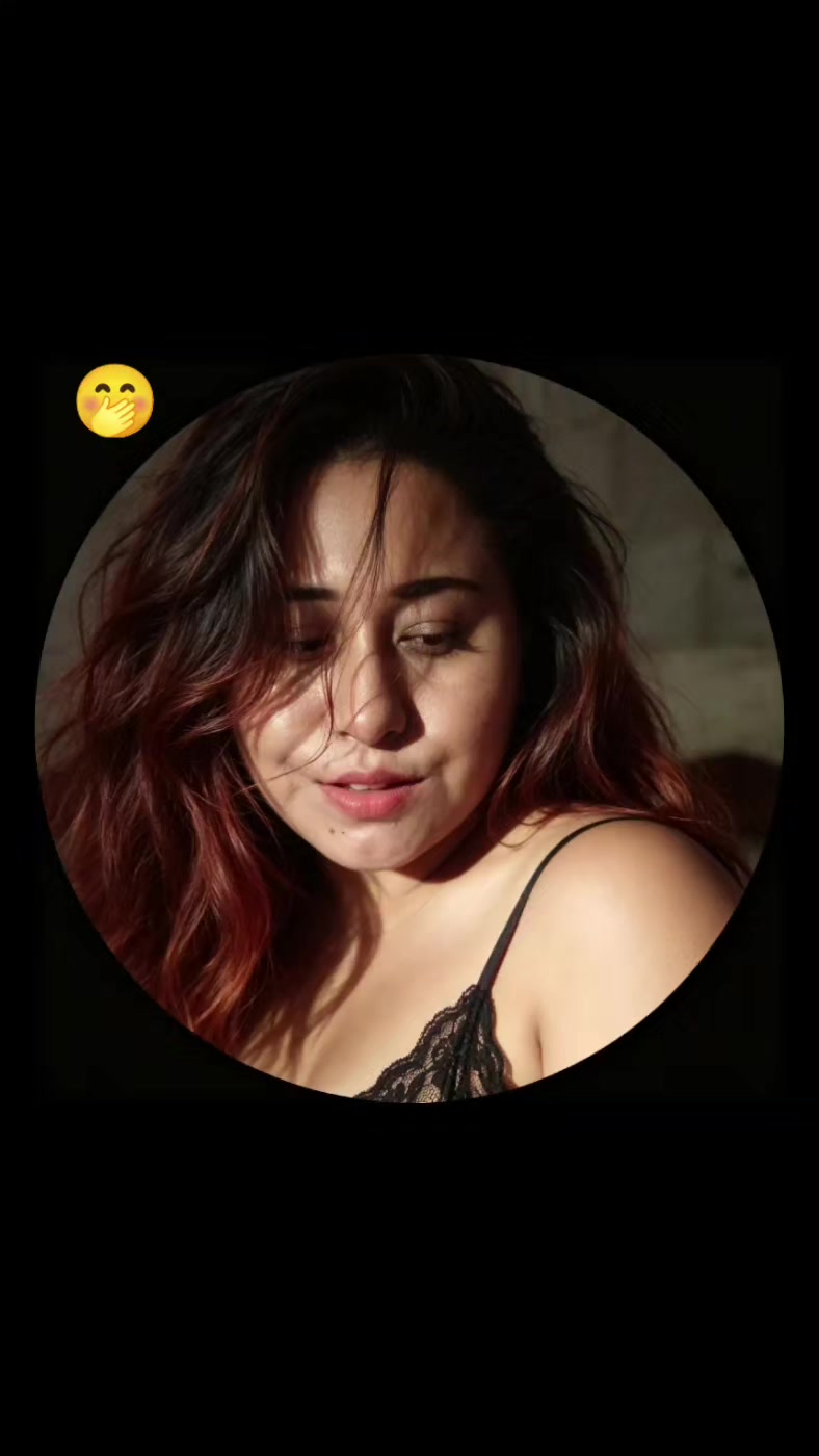 @Lavivi🥰