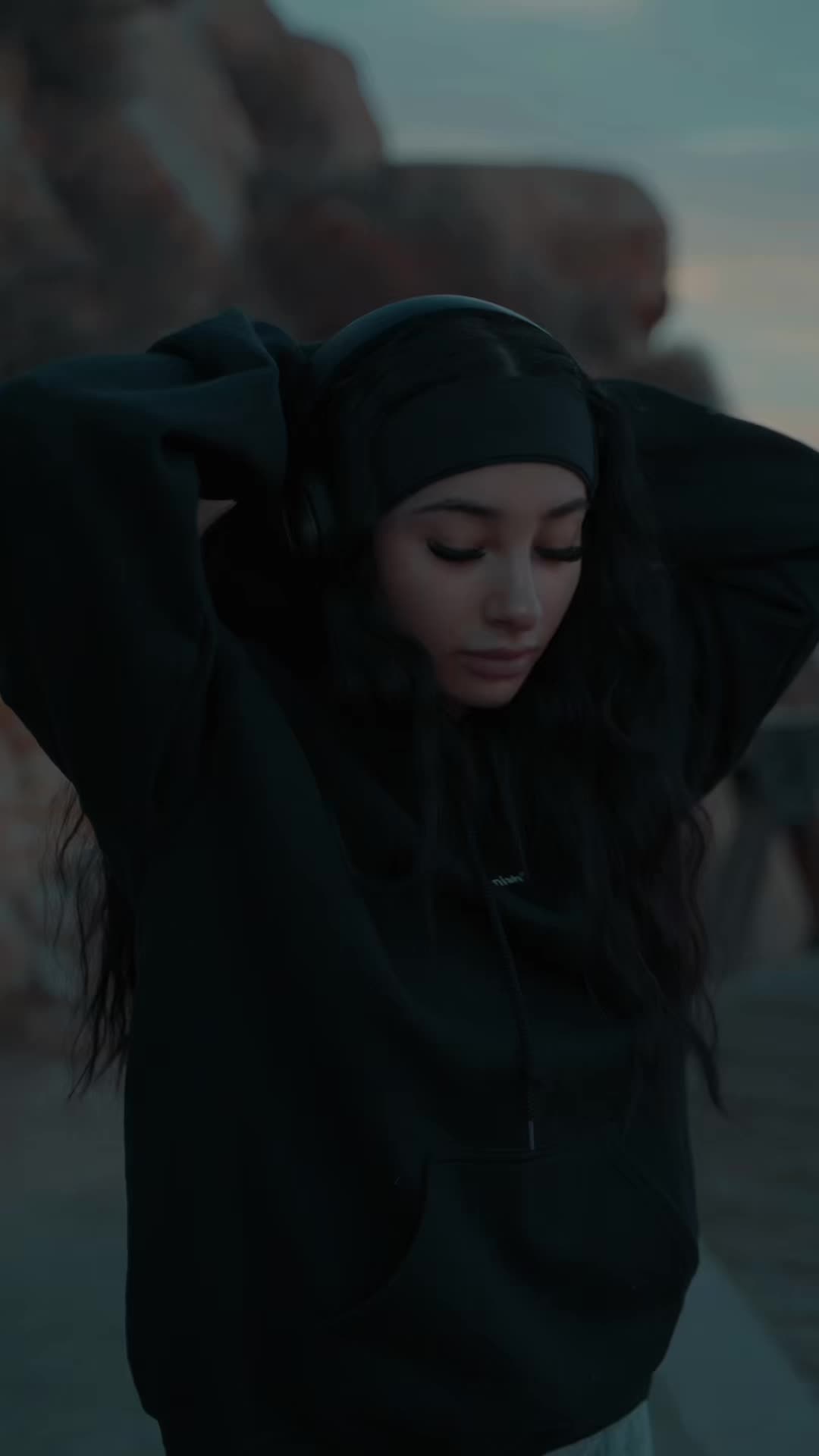 @tessa