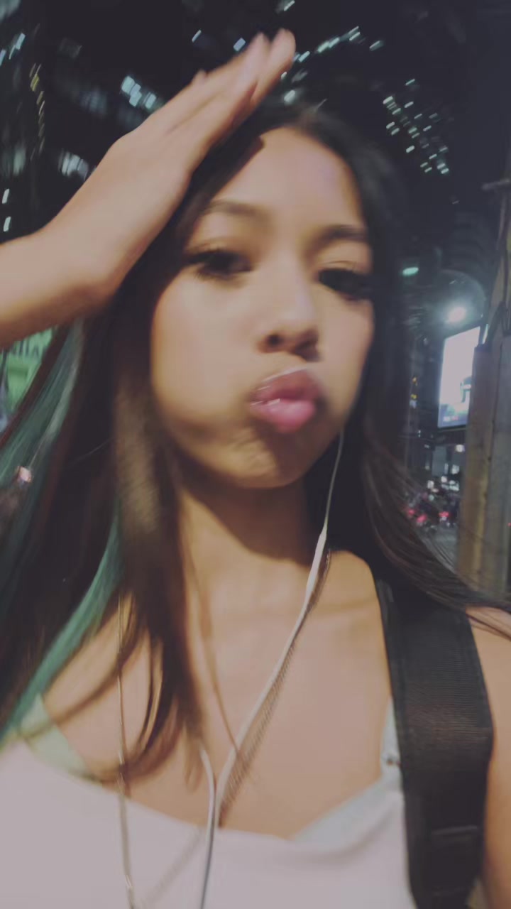 @𝒍𝒊𝒍 𝒂𝒏𝒈𝒆𝒍