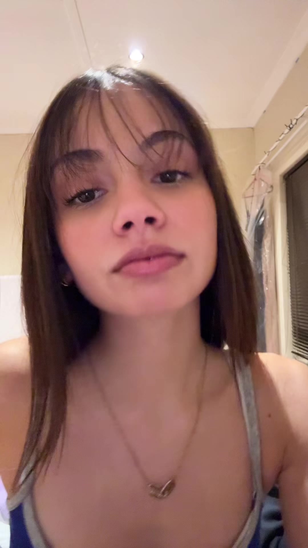 @heyitzoej