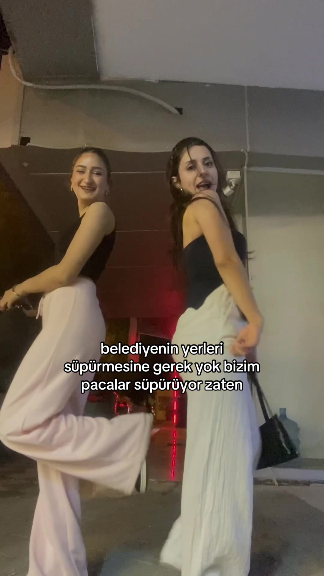 @Esra